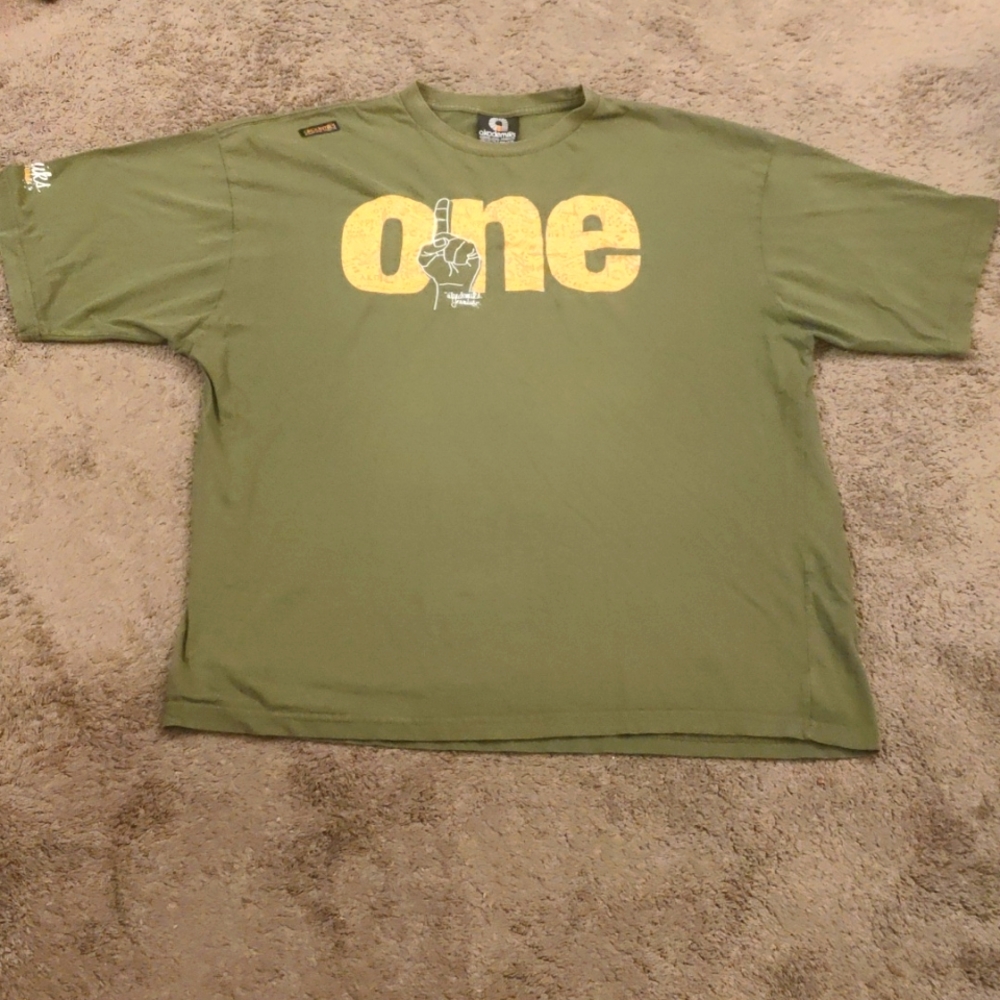 Green and yellow akademiks T-shirt